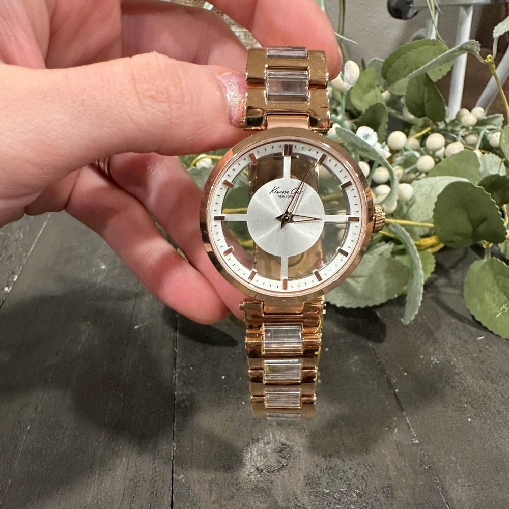 Kenneth Cole Women's Rose Gold and Silver Watch - Picture 5 of 6